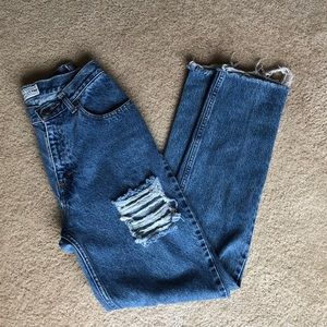 Arizona Mom Jeans
